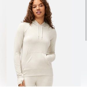 OUTDOOR VOICES | CLOUD KNIT SWEATER | MEDIUM | Oatmeal